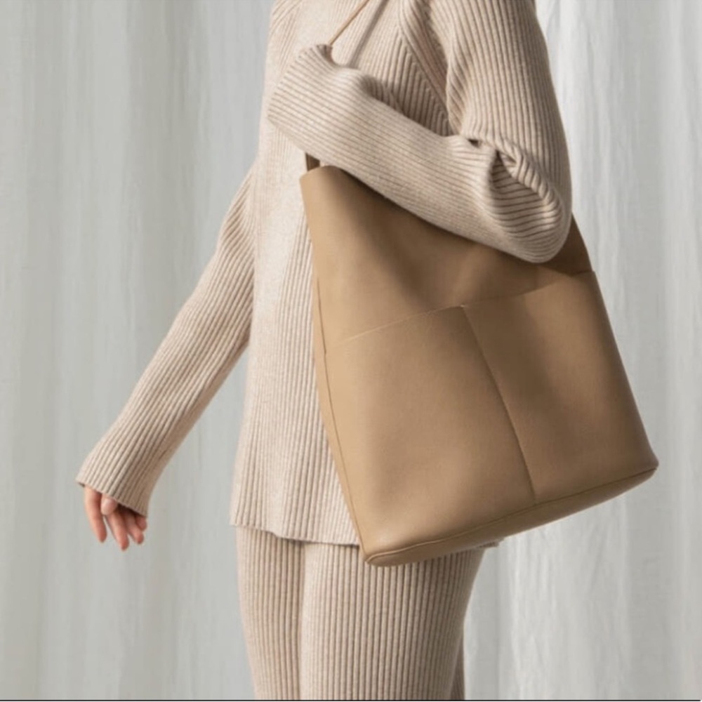 OAK + FORT City Tote Vegan Leather Beige Tan